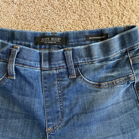 Judy Blue Pull On Boyfriend Fit - Picture 3 of 4